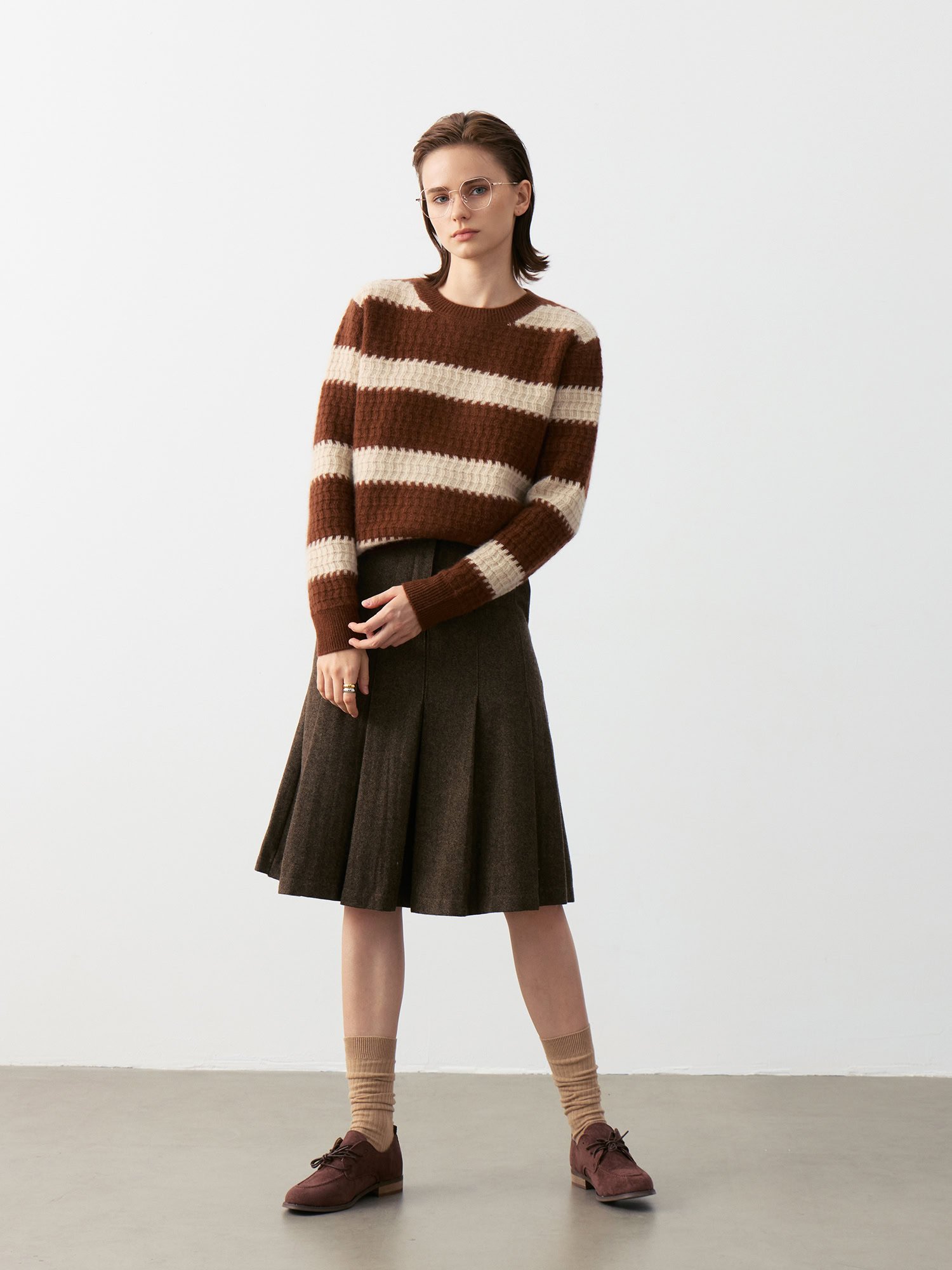 Model Wearing Textured Striped 100% Cashmere Crew Neck Sweater in Brown and Beige – 3 Styles Available
