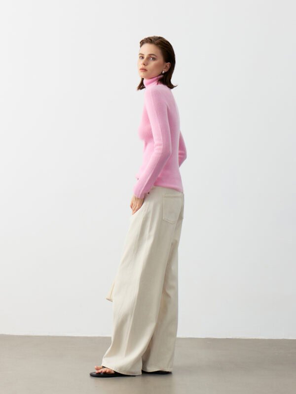 100% CASHMERE SLIM-FIT TURTLENECK SWEATERS