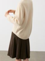LUXURY CASHMERE CREWNECK SWEATER | SOFT BEIGE, HIGH-LOW HEM