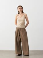 GOAT CASHMERE RICH FABRIC V-NECK CAMISOLE | JET BLACK & SOFT CREAM