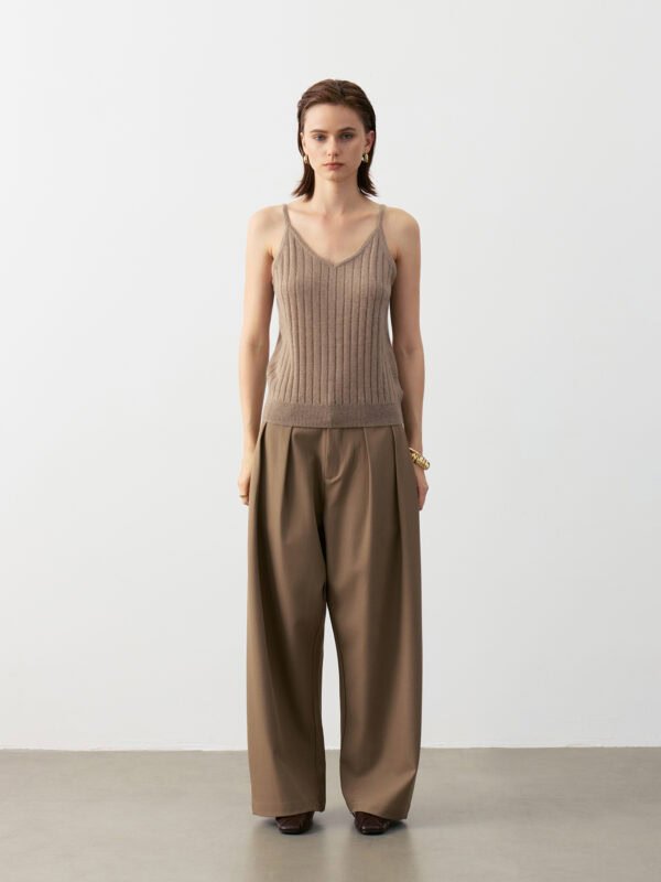 GOAT CASHMERE RICH V-NECK RIBBED CAMISOLE | TAUPE BROWN & IVORY WHITE