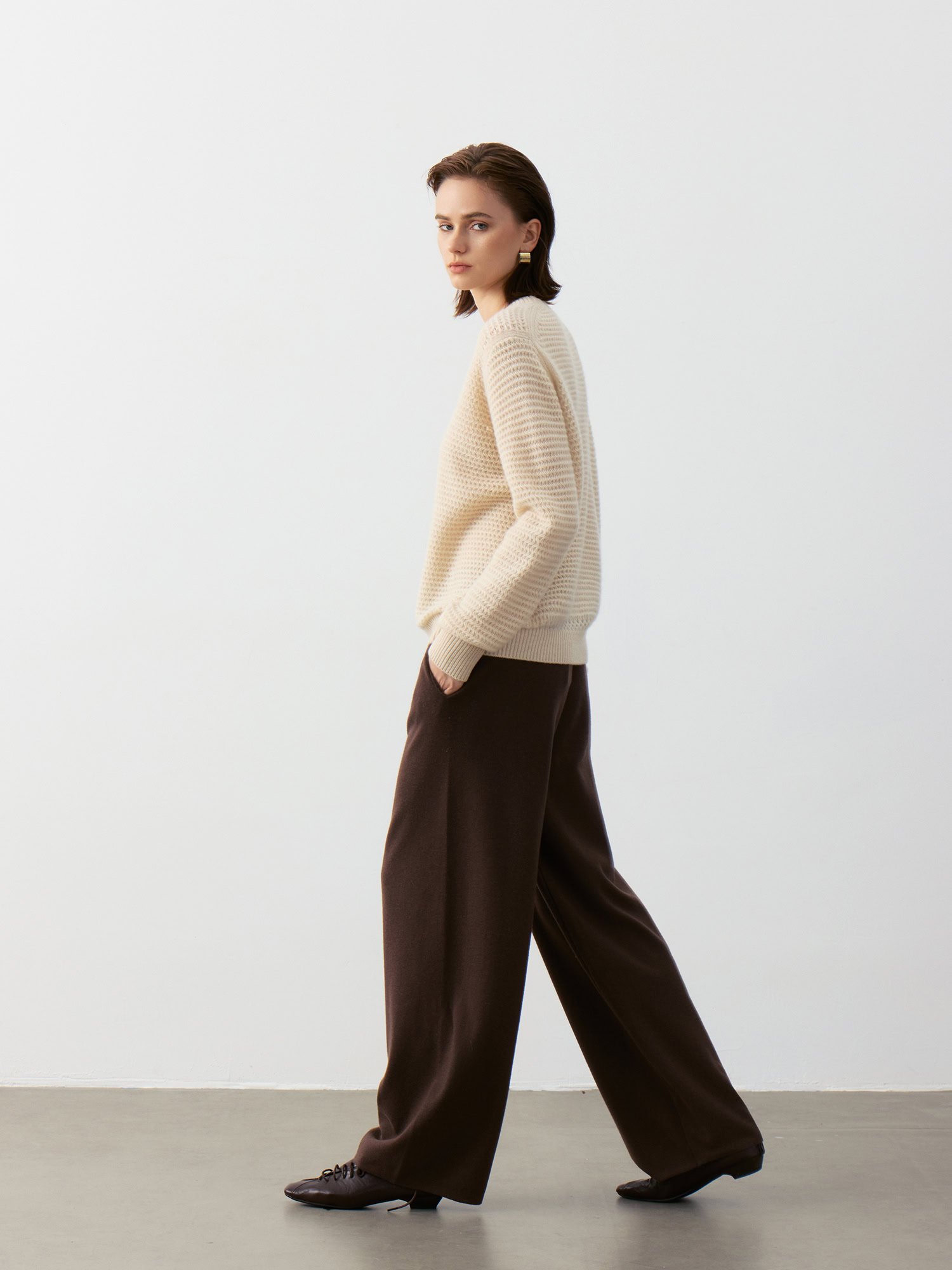 100% Cashmere Crewneck Sweater with Openwork Knit Soft Beige (Model Styling View)