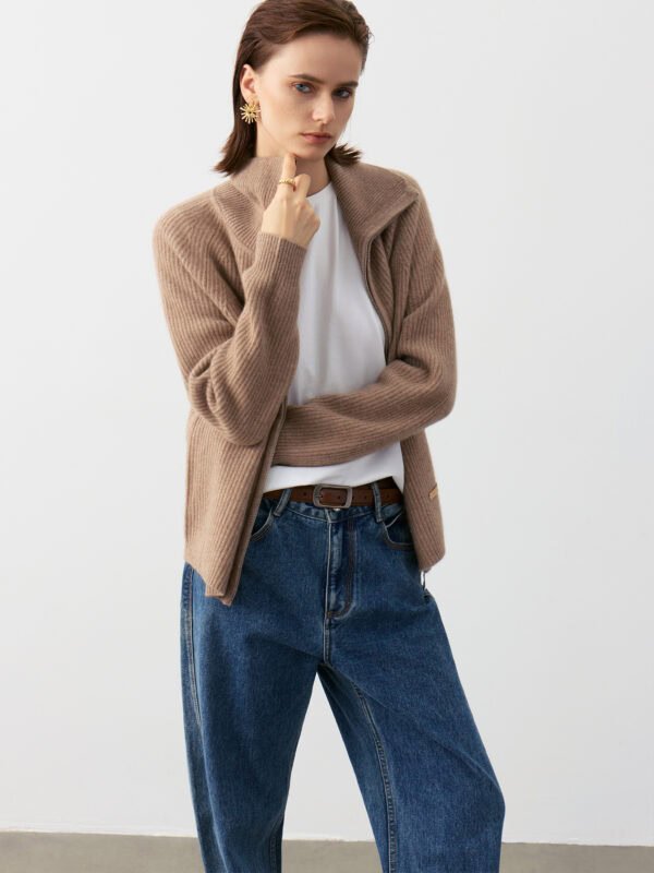 SOFT CASHMERE-TOUCH ZIP-UP CARDIGAN WITH SHAWL COLLAR | TAUPE BROWN & SOFT BEIGE