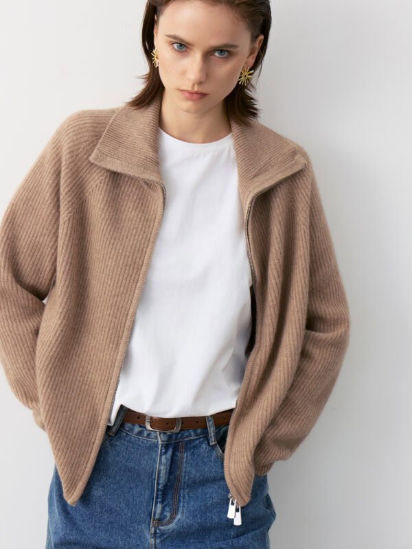 SOFT CASHMERE-TOUCH ZIP-UP CARDIGAN WITH SHAWL COLLAR | TAUPE BROWN & SOFT BEIGE