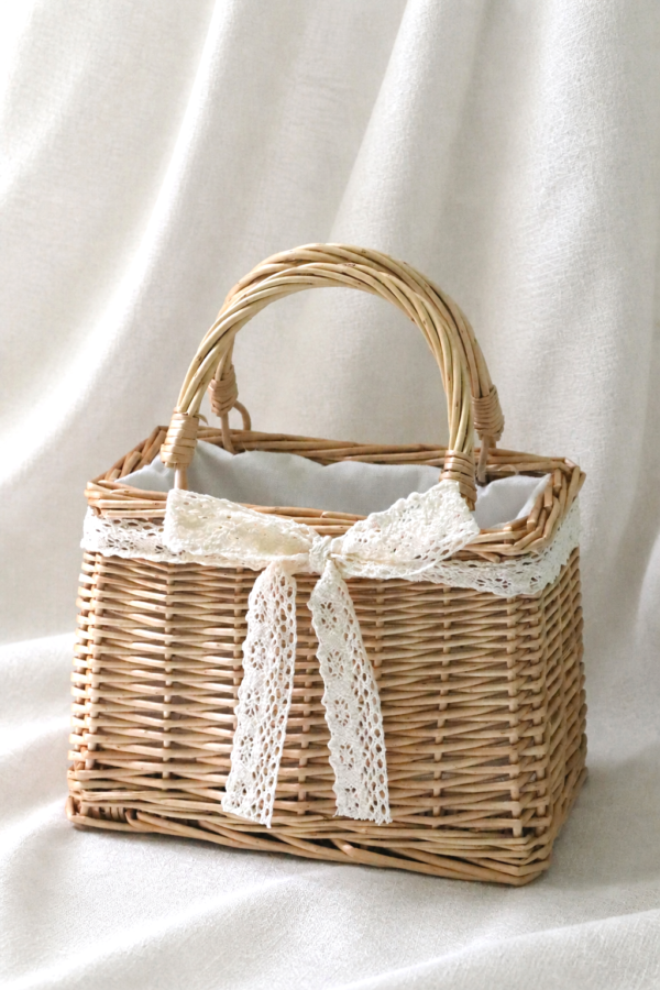 Pearl Handle Flower Girl Basket for Wedding Aisle Photos